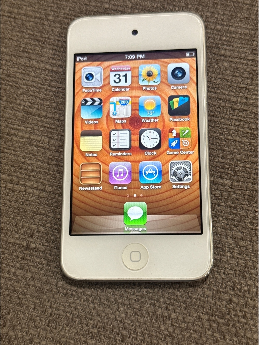 Apple IPod Touch 4th Generation A1367